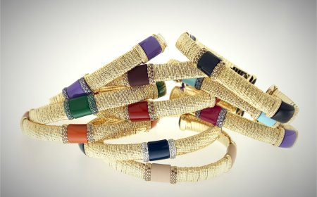 Luxury on a Budget: Selling High-End Looks with Wholesale Jewelry