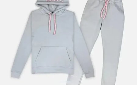 How the Syna World Tracksuit Looks Now