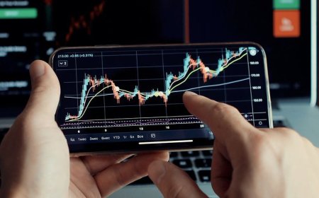 struggling with FinTech Innovation? Harness AI with Our Dubai App Development