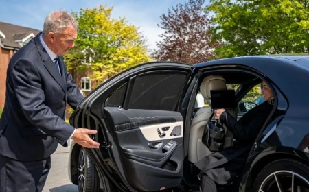 The Benefits of Hiring a Private Chauffeur in Heathrow Airport