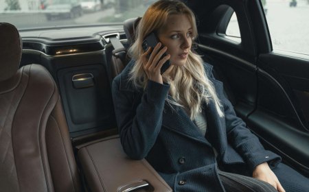 Why Smart Travelers Choose Our Luxury Chauffeur Service in London