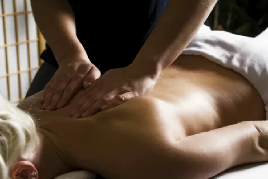 Premium Oil Massage in Vienna | Deep Relaxation at Moon Lake Spa