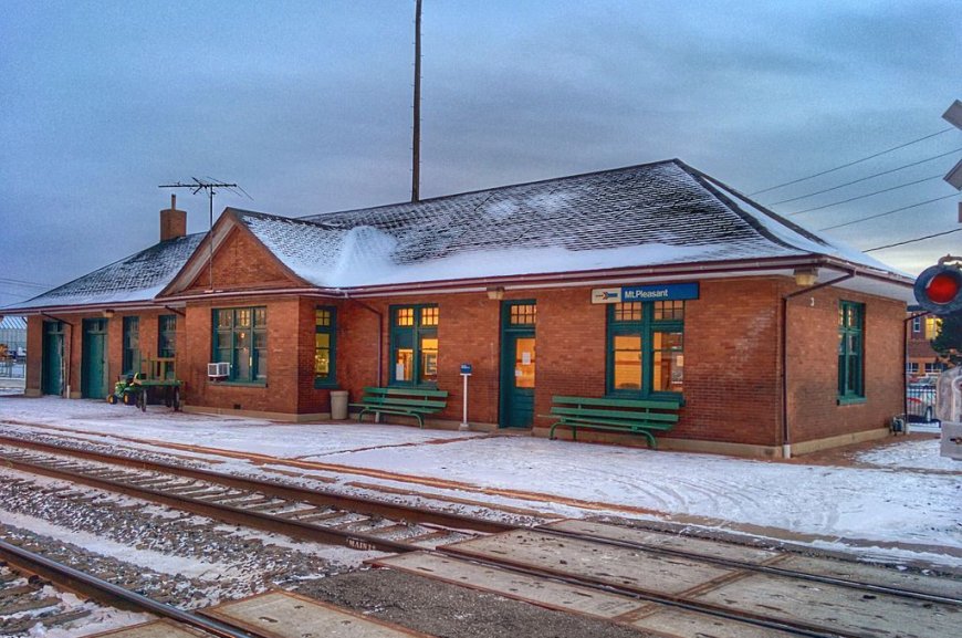 Discover the Hidden Rail Gems: A Complete Guide to Amtrak Stations in Iowa